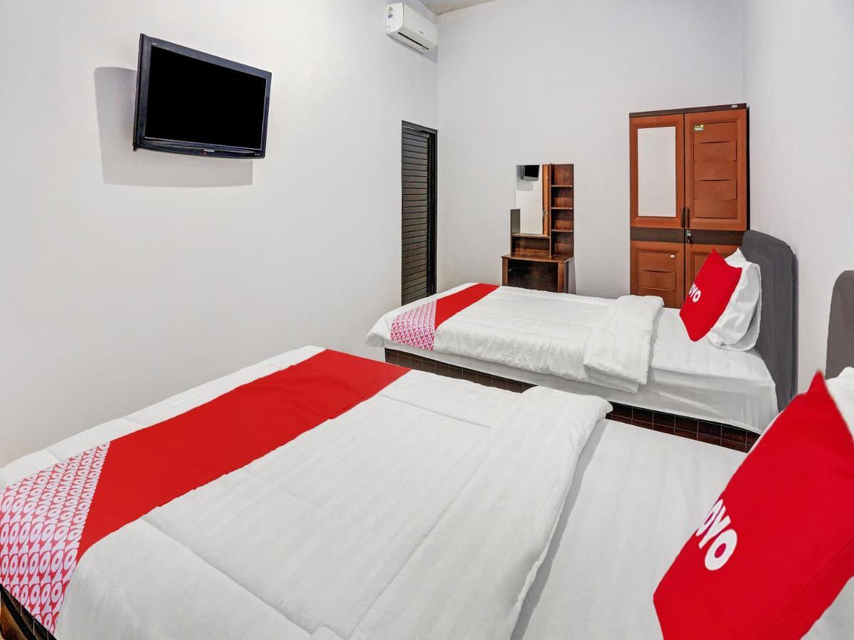Hotel Oyo 90344 Wijayanti Banyuwangi  Exteriér fotografie
